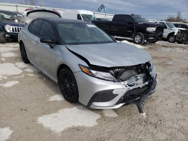 Toyota Camry XSE