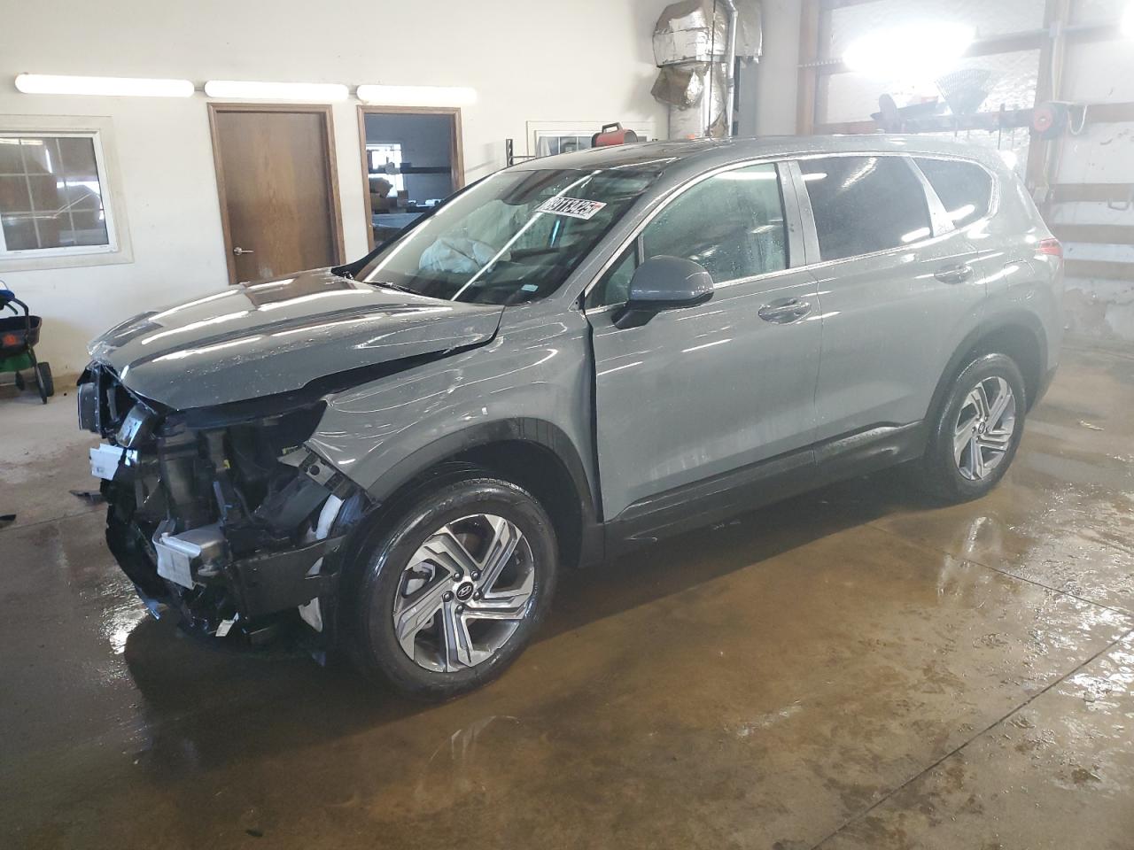 HYUNDAI SANTA FE GRAY