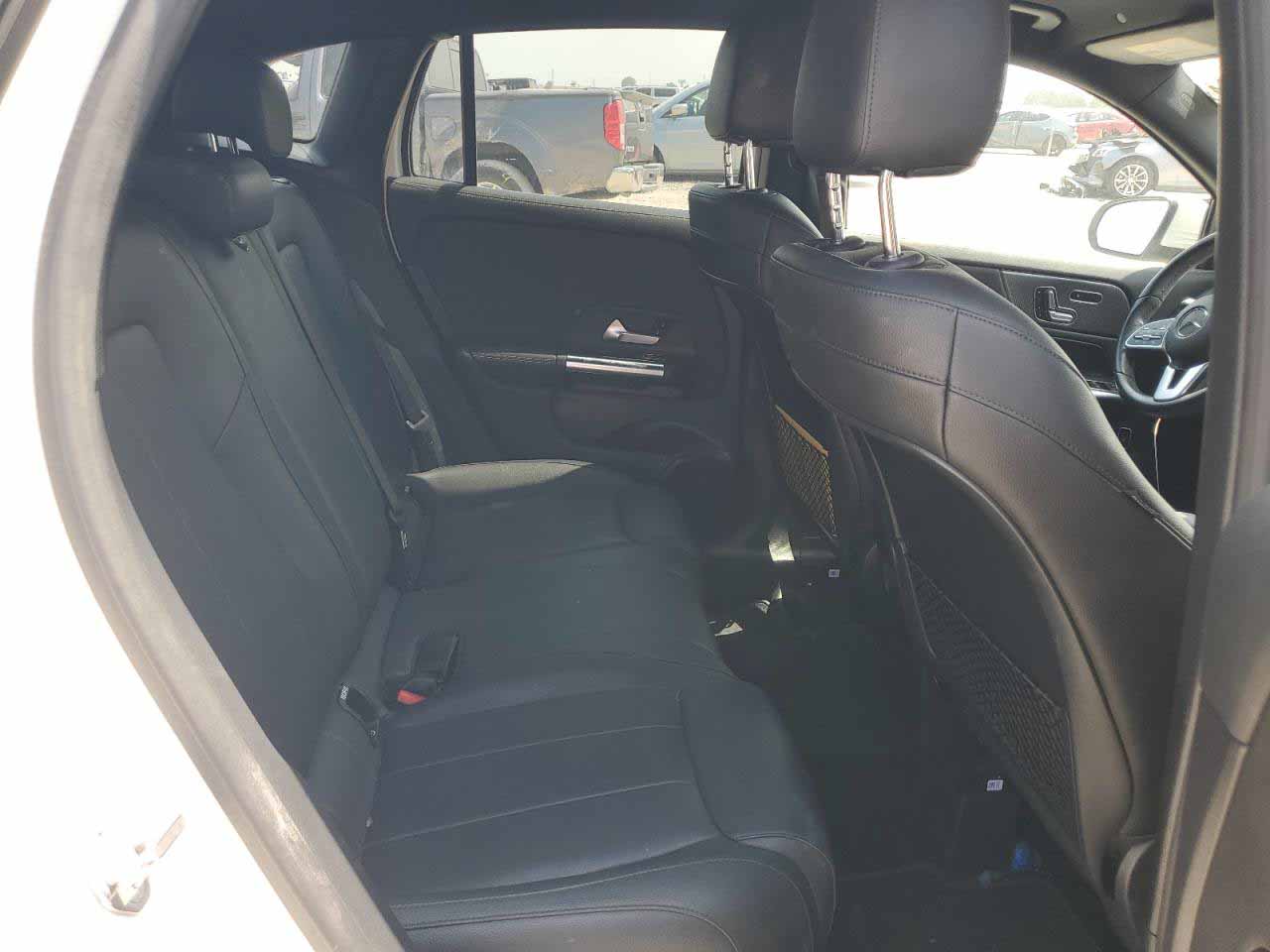 2022 Mercedes-Benz GLA 200 - Image 8
