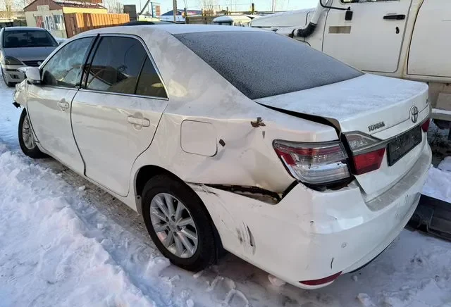 2015 Toyota CAMRY - Image 5