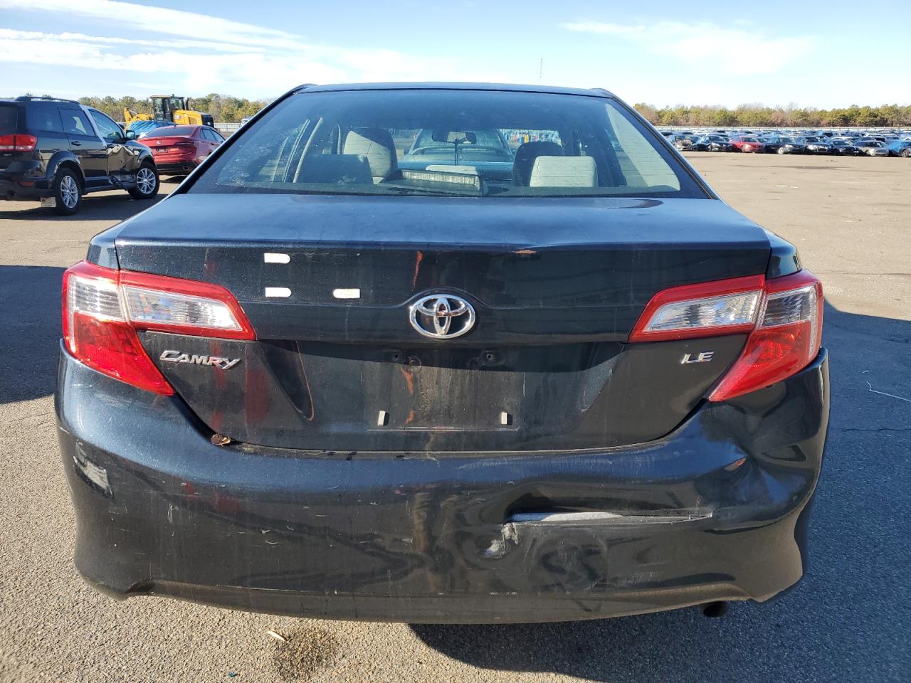 2012 TOYOTA CAMRY - Image 6