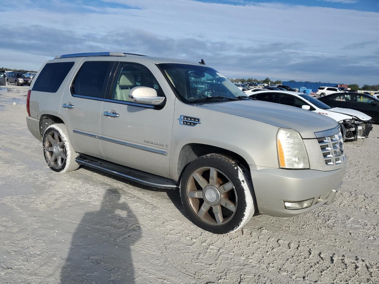 2007 Cadillac Escalade - Image 4