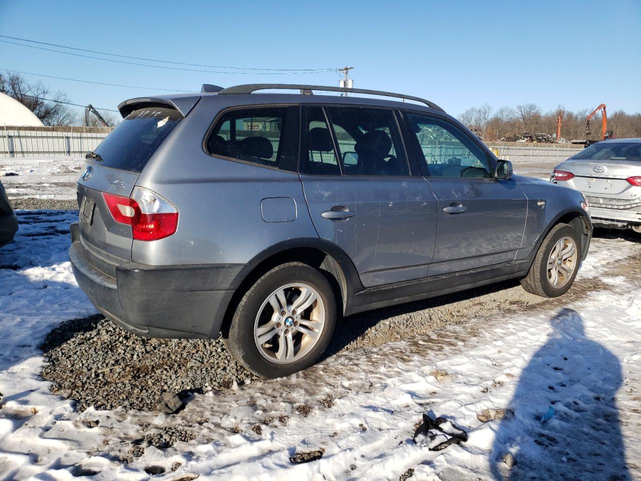 2005 BMW X3 - Image 3