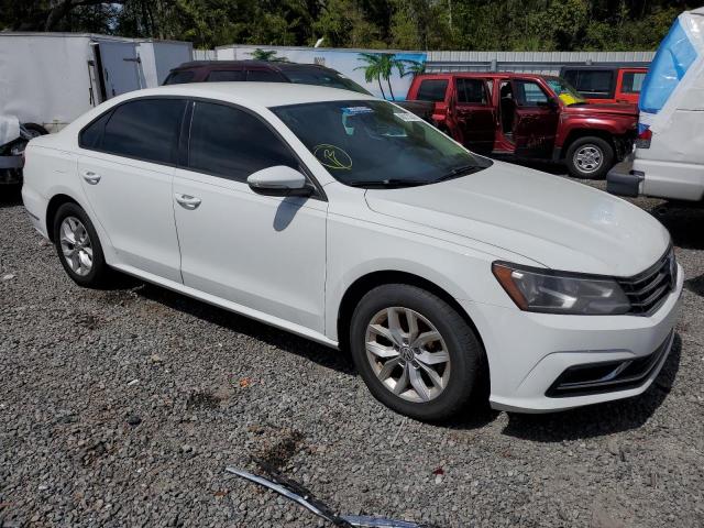 2018 Volkswagen PASSAT - Image 4