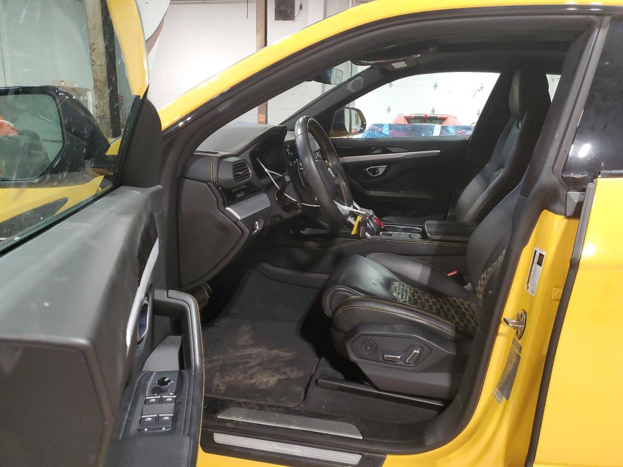 2019 Lamborghini All Models - Image 7