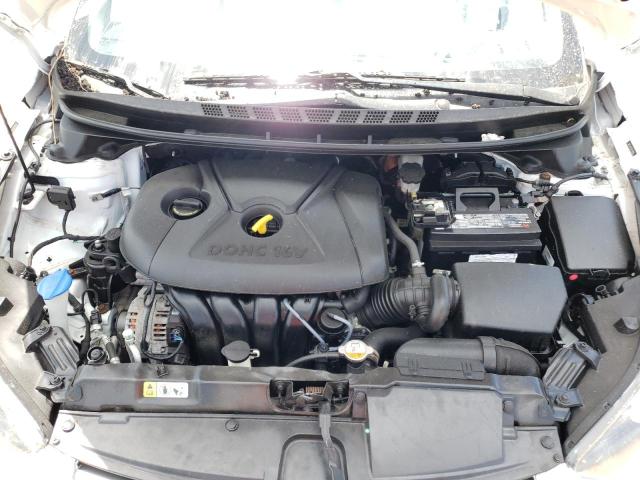 2016 Hyundai Elantra - Image 11