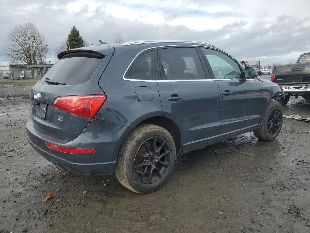 2010 AUDI Q5 PREMIUM CHARCOAL - Image 3