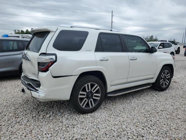 2016 Toyota 4RUNNER - Image 3