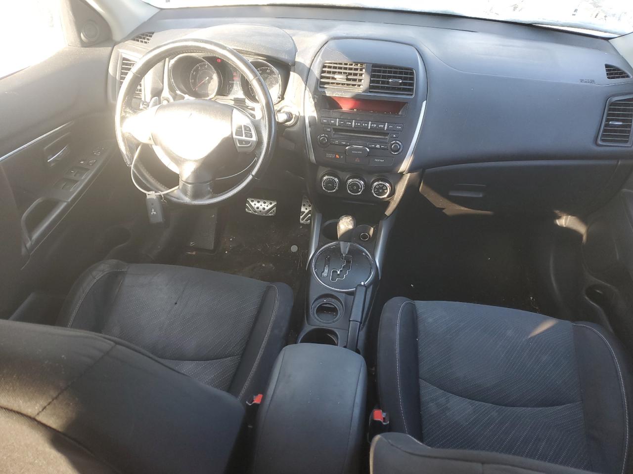2013 MITSUBISHI OUTLANDER - Image 8