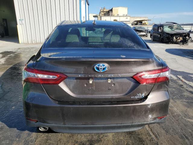 2018 Toyota Camry Hybrid - Image 5