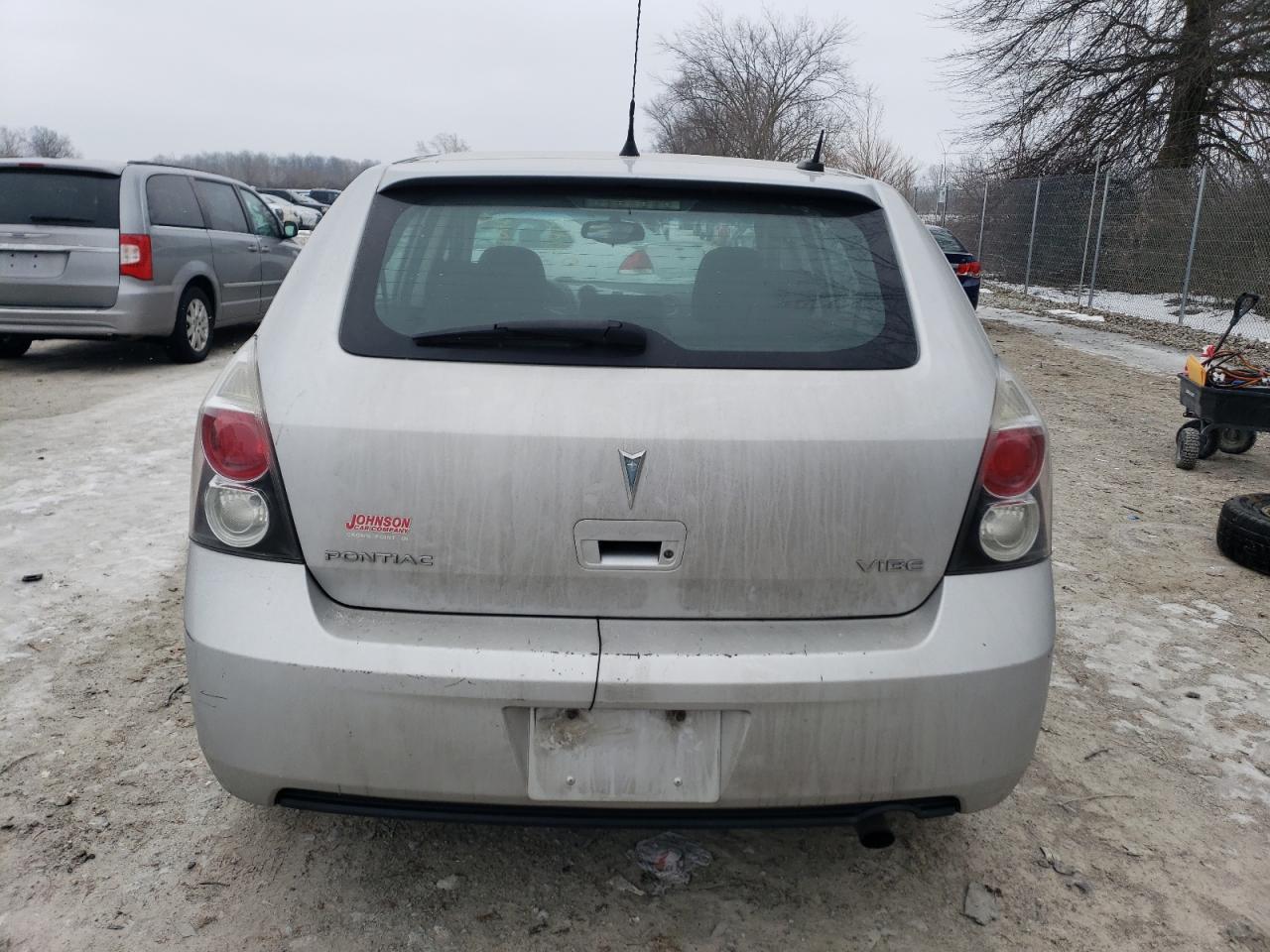 2009 Pontiac Vibe - Image 6