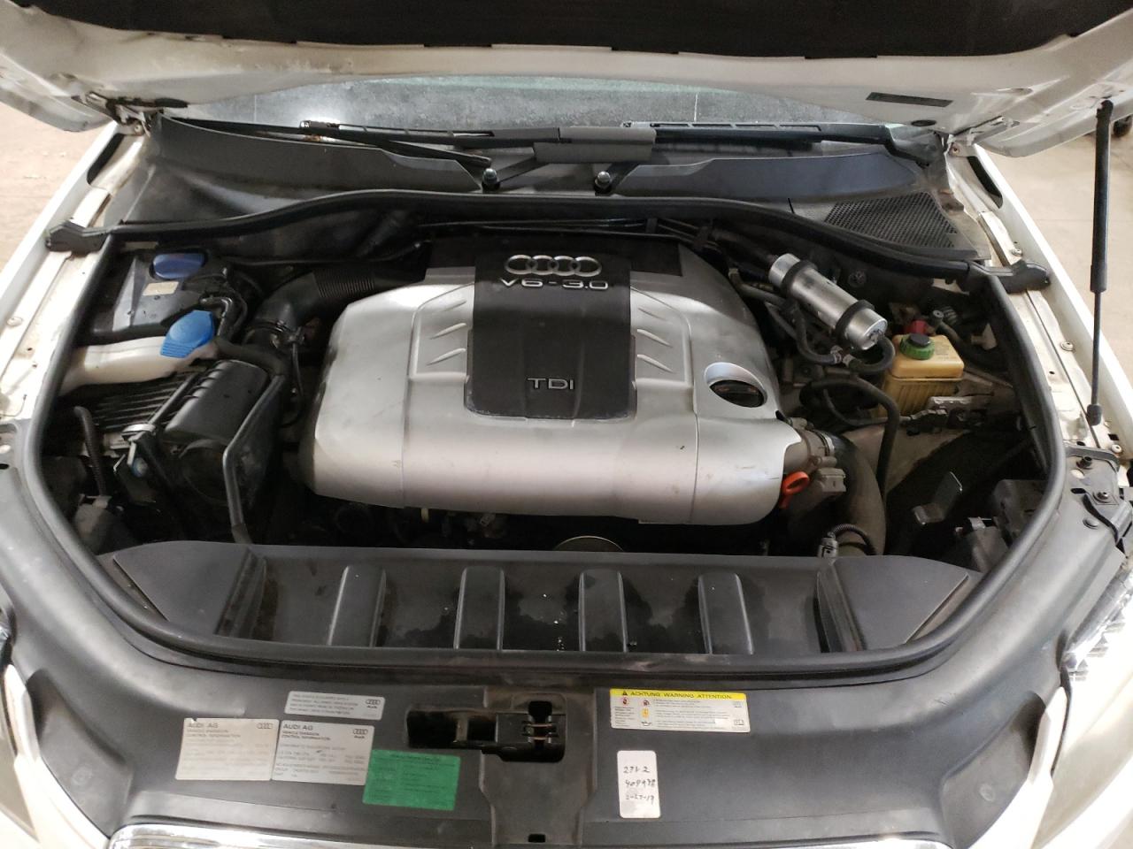 2012 AUDI Q7 - Image 12