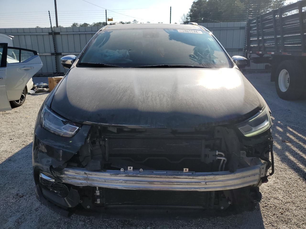 2022 CHRYSLER PACIFICA - Image 5
