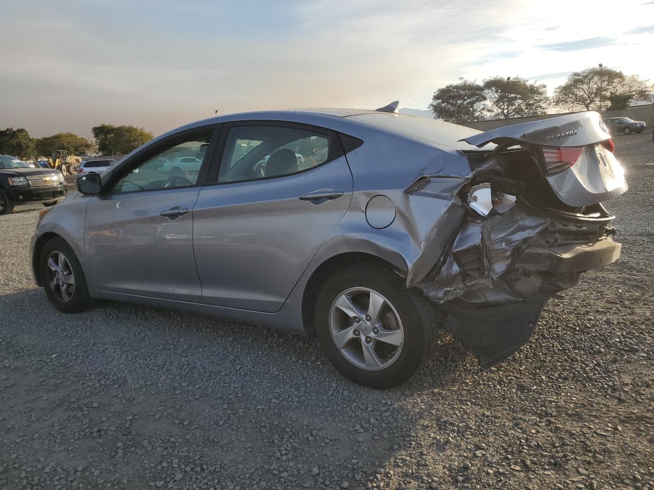 2015 HYUNDAI ELANTRA - Image 2