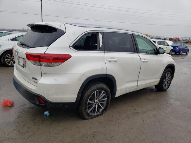 2017 Toyota Highlander - Image 4