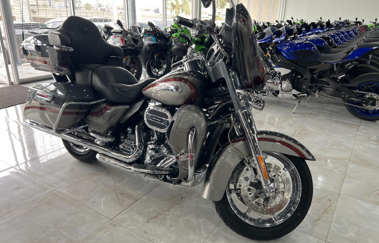 HARLEY-DAVIDSON FLSE BLACK