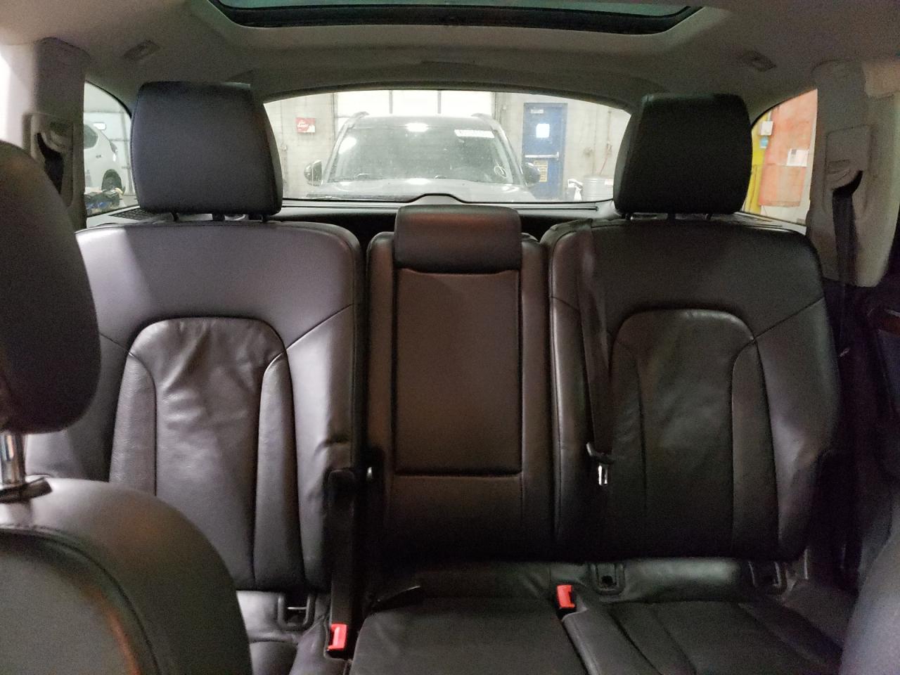 2012 AUDI Q7 - Image 10