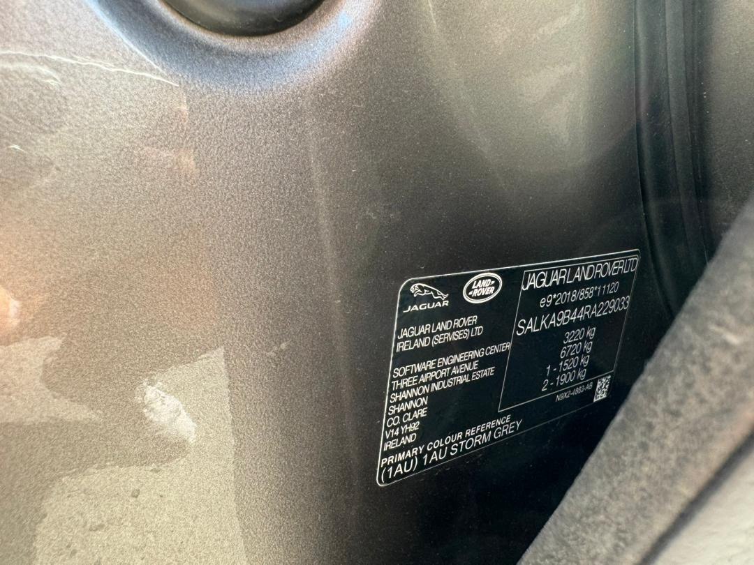 2024 Land Rover Range Rover - Image 11