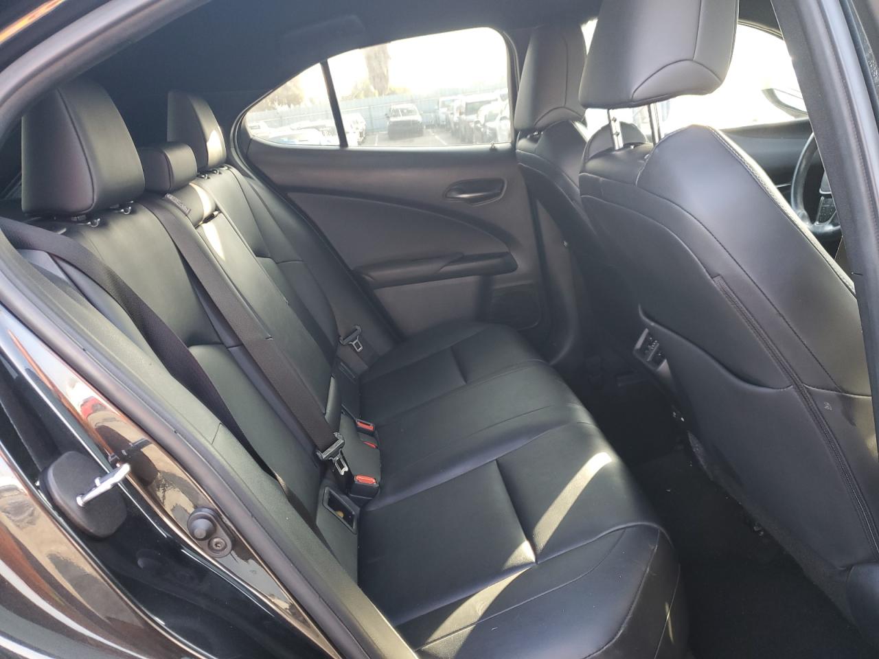 2020 Lexus UX 200 - Image 10