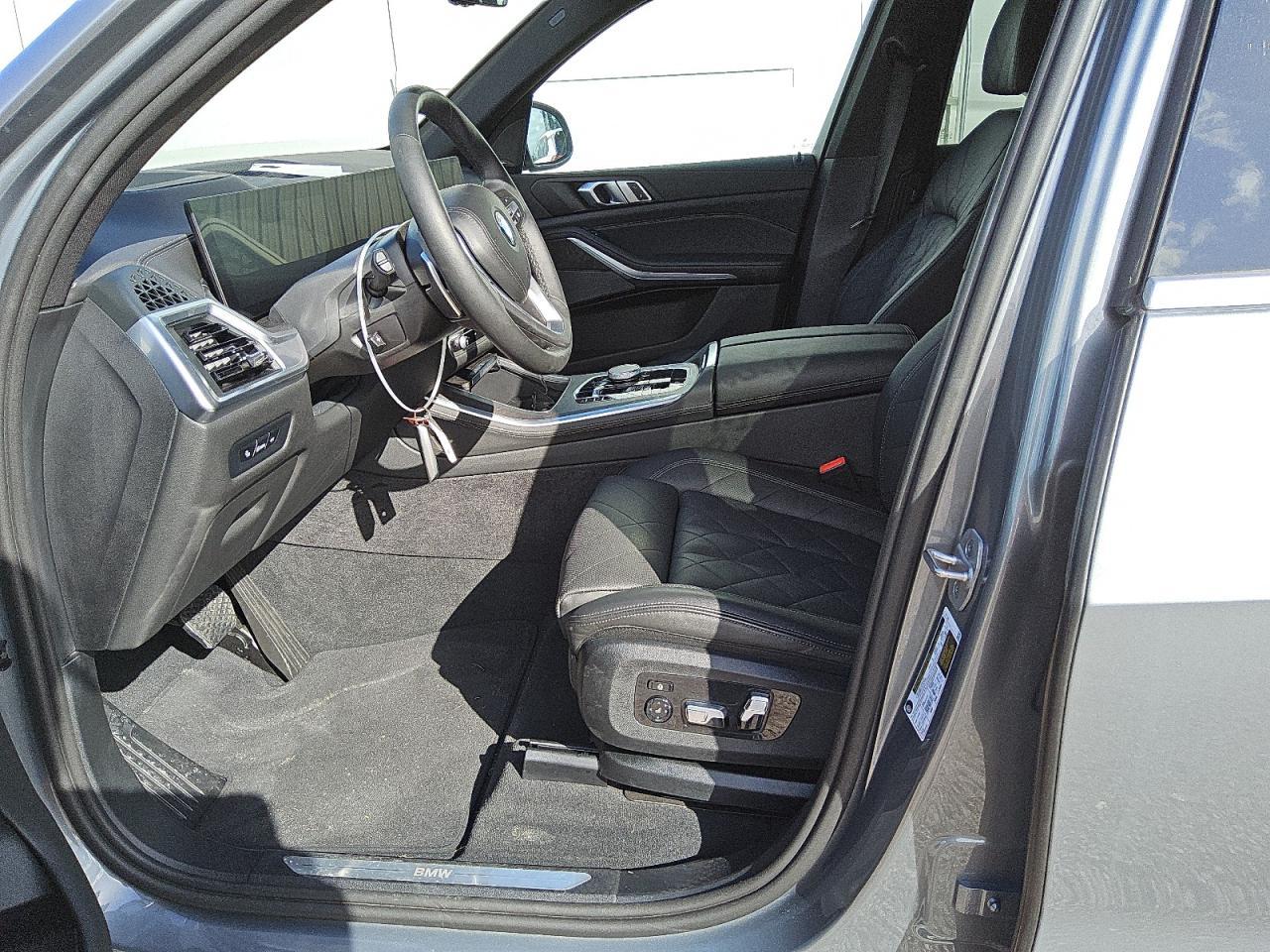 2025 BMW X5 - Image 5