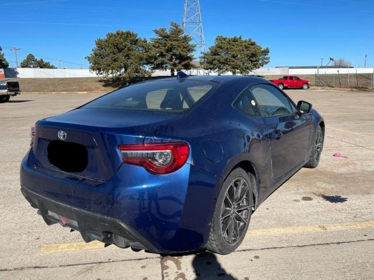 2017 TOYOTA 86 BLUE - Image 4