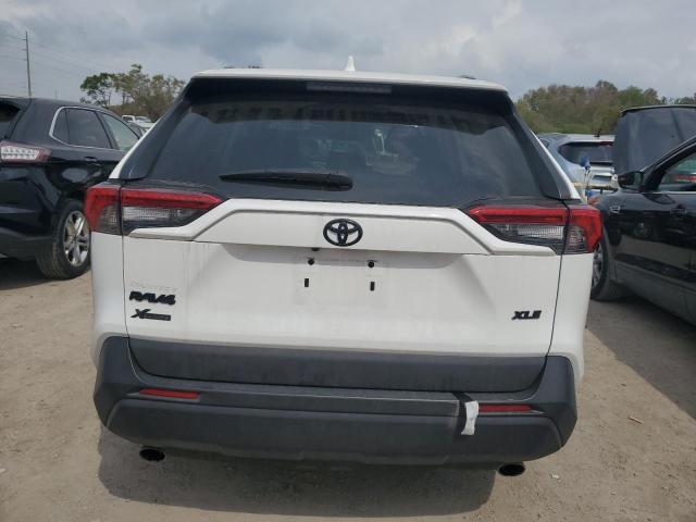 2020 Toyota RAV4 - Image 6
