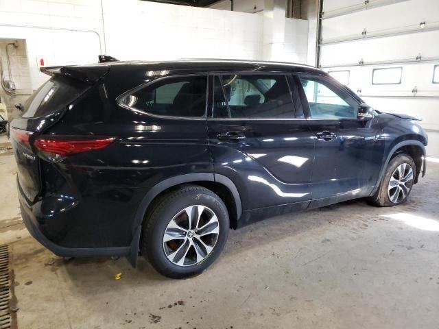 2021 Toyota Highlander - Image 3