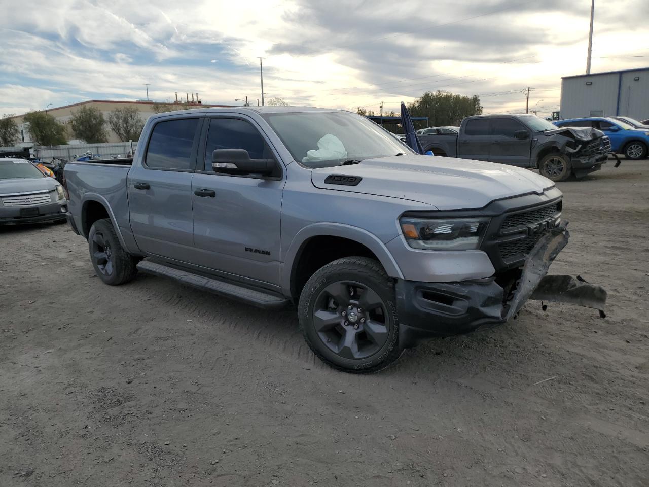 2021 RAM 1500 SILVER - Image 4