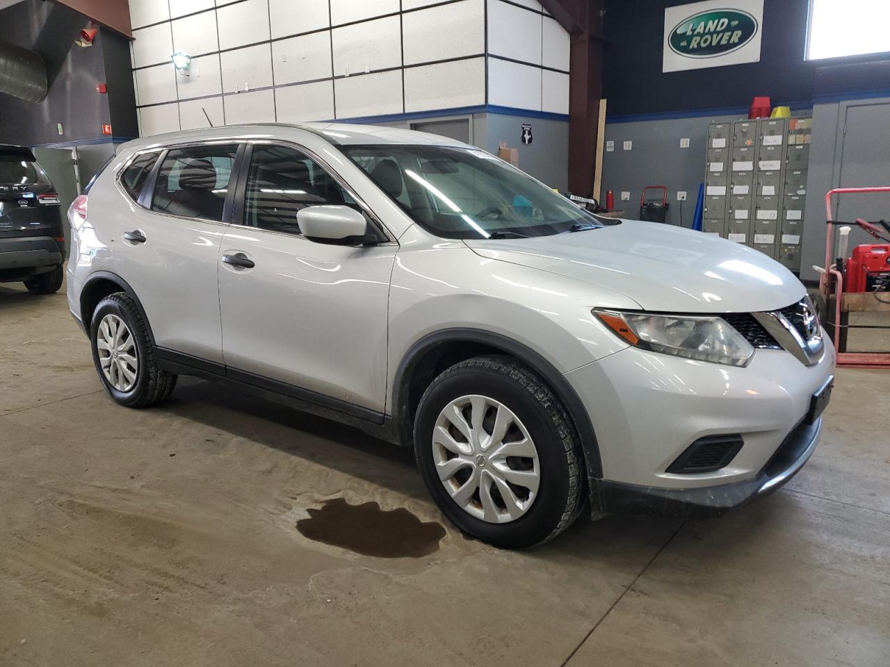 2016 Nissan Rogue - Image 4