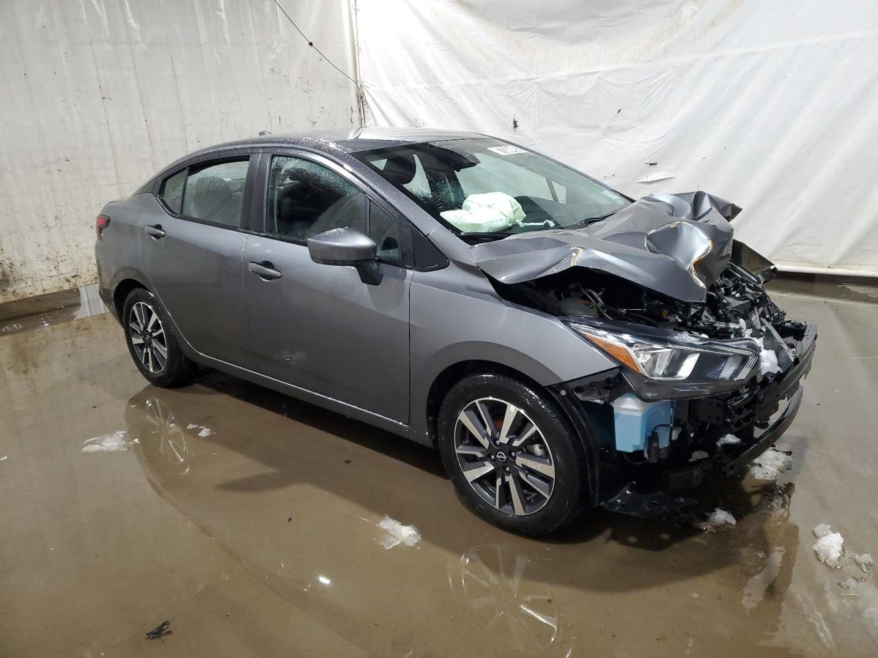 2024 NISSAN VERSA - Image 4