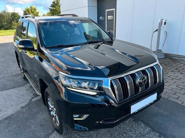 2021 Toyota Land Cruiser Prado - Image 4