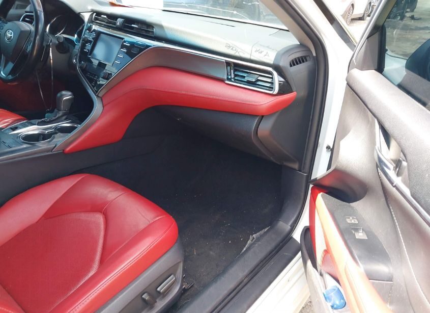 2018 Toyota Camry - Image 6