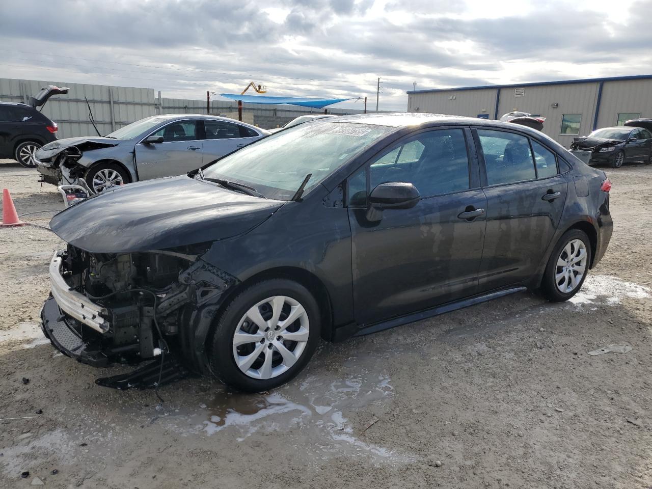 TOYOTA COROLLA BLACK
