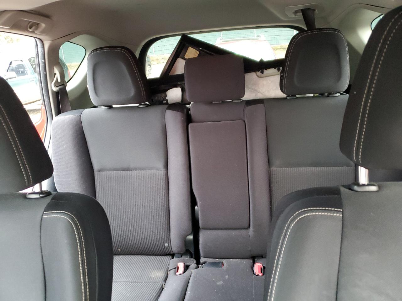 2013 TOYOTA RAV4 - Image 10