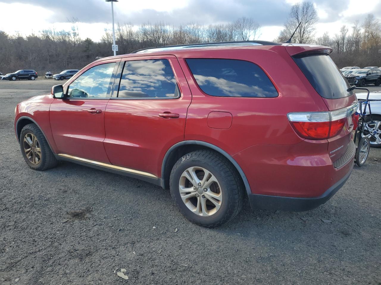 2011 DODGE DURANGO RED - Image 2