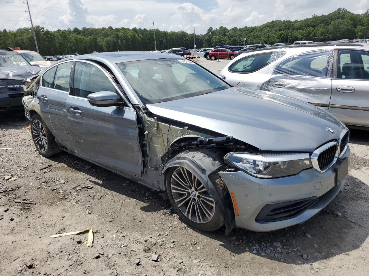 2019 BMW 5 Series - Image 4