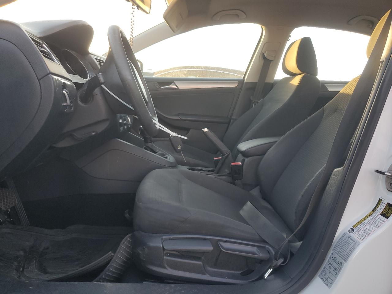 2015 VOLKSWAGEN JETTA - Image 7