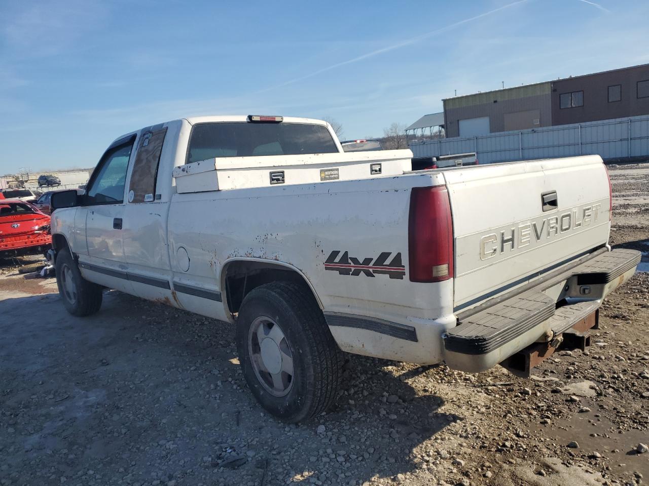 1997 CHEVROLET GMT - Image 2