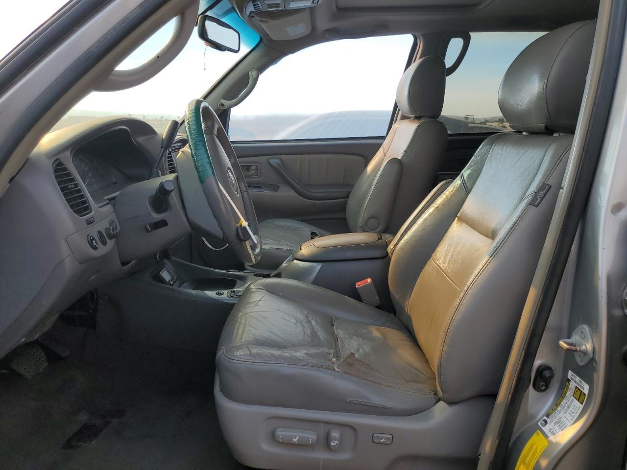 2007 TOYOTA SEQUOIA - Image 7