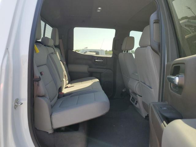 2019 Chevrolet SILVERADO - Image 10