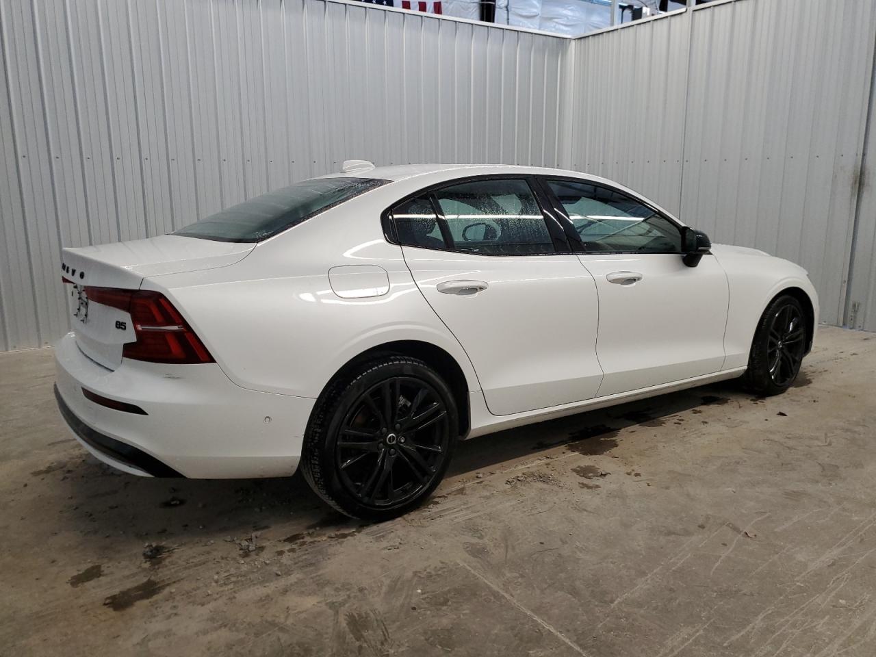 2024 Volvo S60 Plus - Image 3