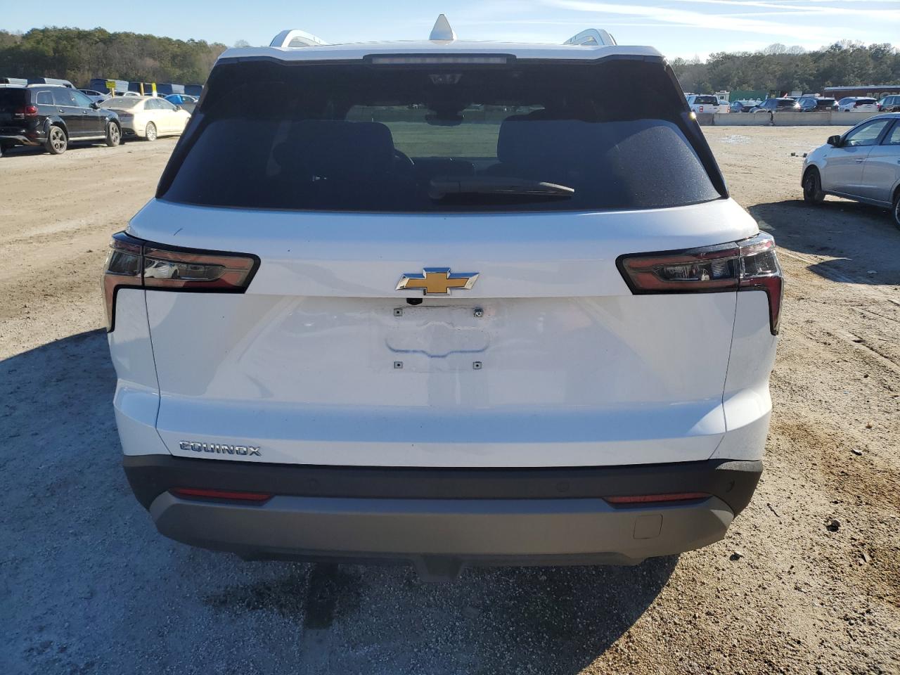 2025 CHEVROLET EQUINOX WHITE - Image 6