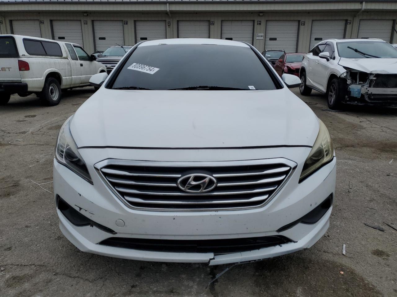 2016 Hyundai Sonata - Image 5
