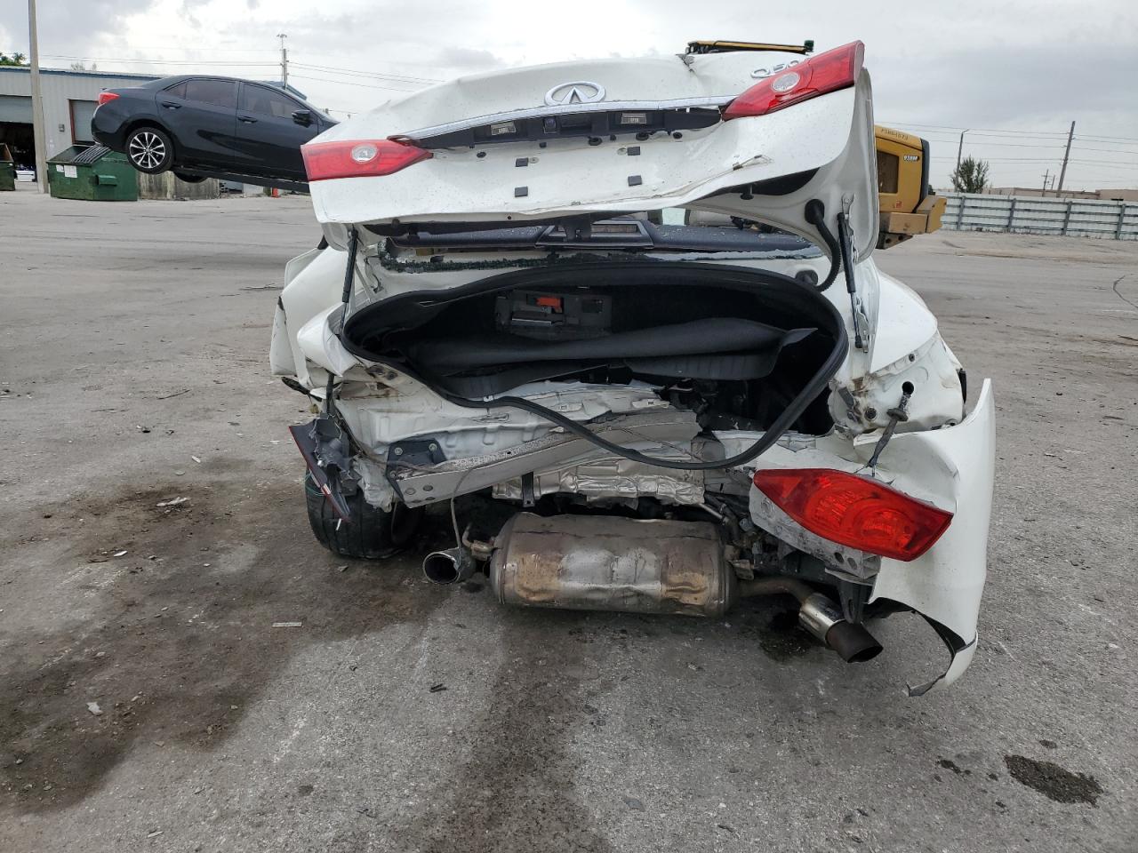 2014 Infiniti Q50 - Image 6