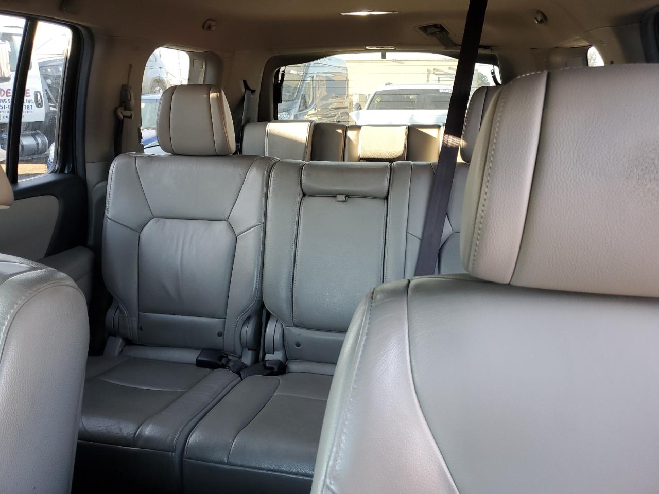 2012 Honda Pilot - Image 10