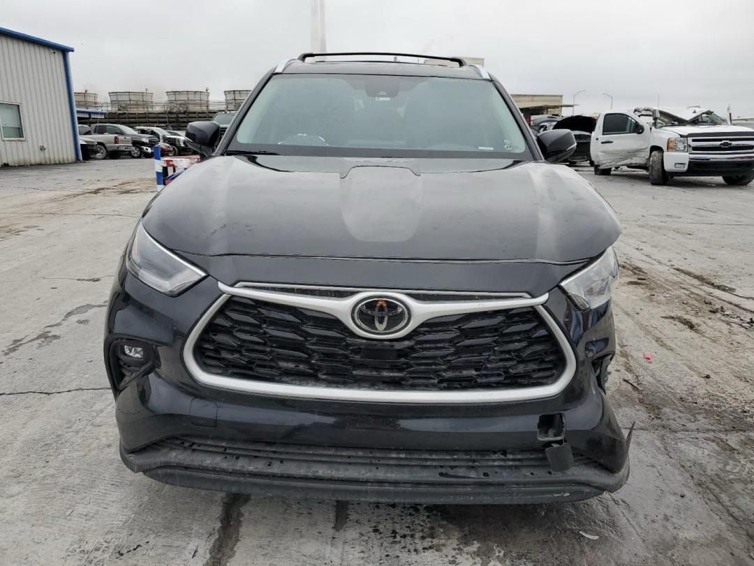 2021 Toyota HIGHLANDER - Image 5