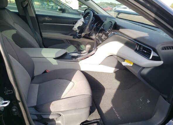 2021 Toyota Camry - Image 5