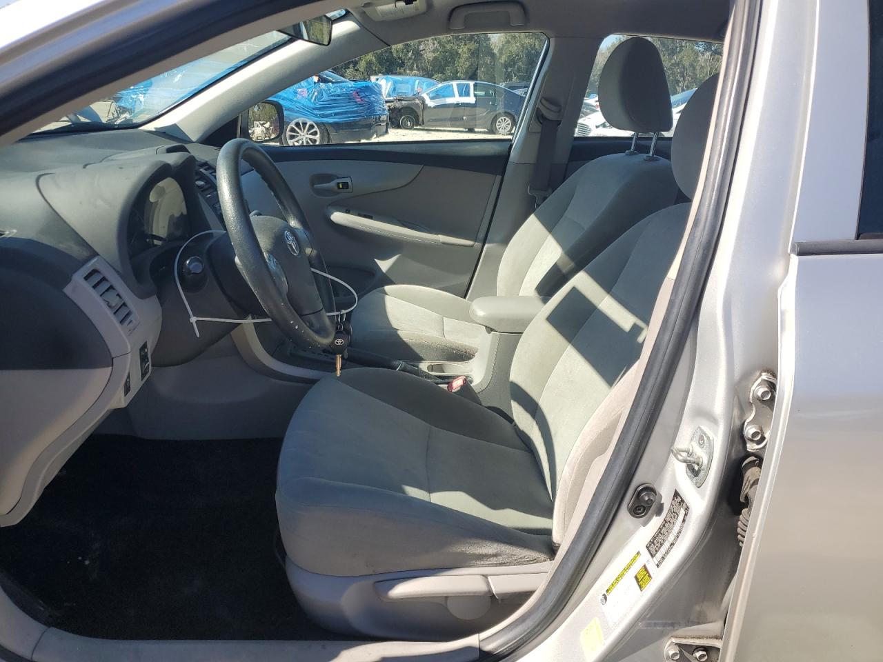 2012 TOYOTA COROLLA SILVER - Image 7