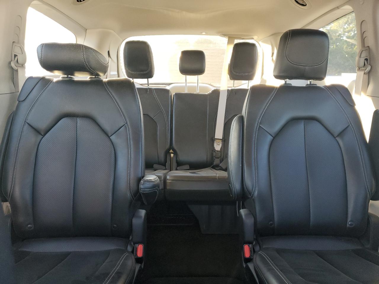 2023 CHRYSLER PACIFICA BLACK - Image 10