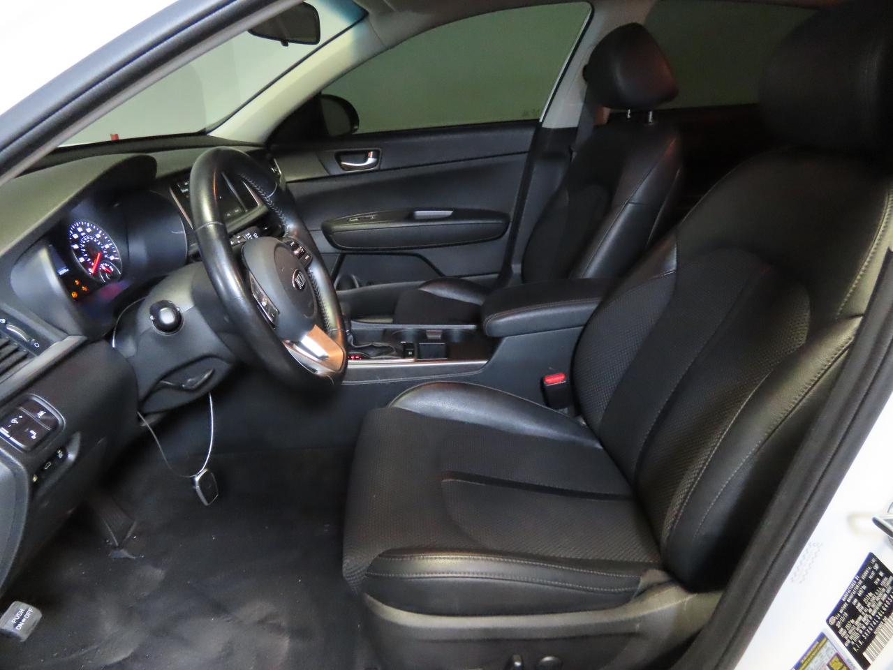 2020 Kia Optima - Image 9